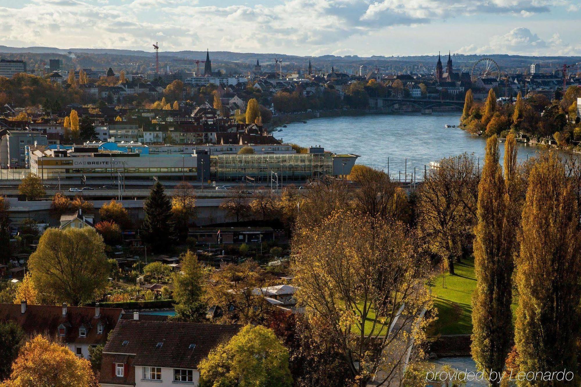 Dasbreitehotel Am Rhein Basel Eksteriør billede