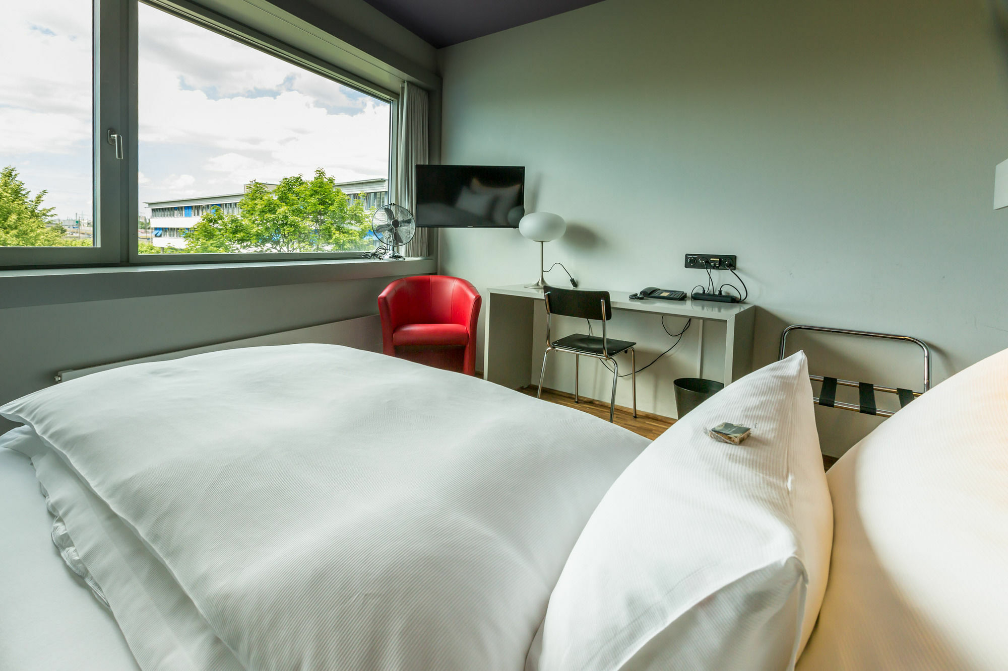 Dasbreitehotel Am Rhein Basel Eksteriør billede